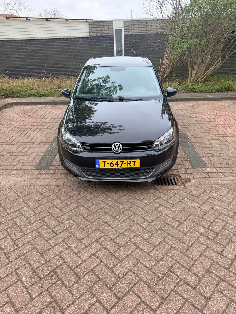 Volkswagen Polo 1.2 51KW 2011 Zwart, Voorwielaandrijving, 967 kg, 40 €/maand, 1198 cc