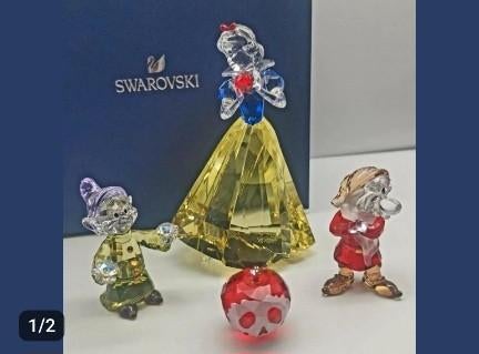 Swarovski Sneeuwwitje, Grumpy, Dopey en gifappel gekleurd, Ophalen of Verzenden, Zo goed als nieuw, Figuurtje
