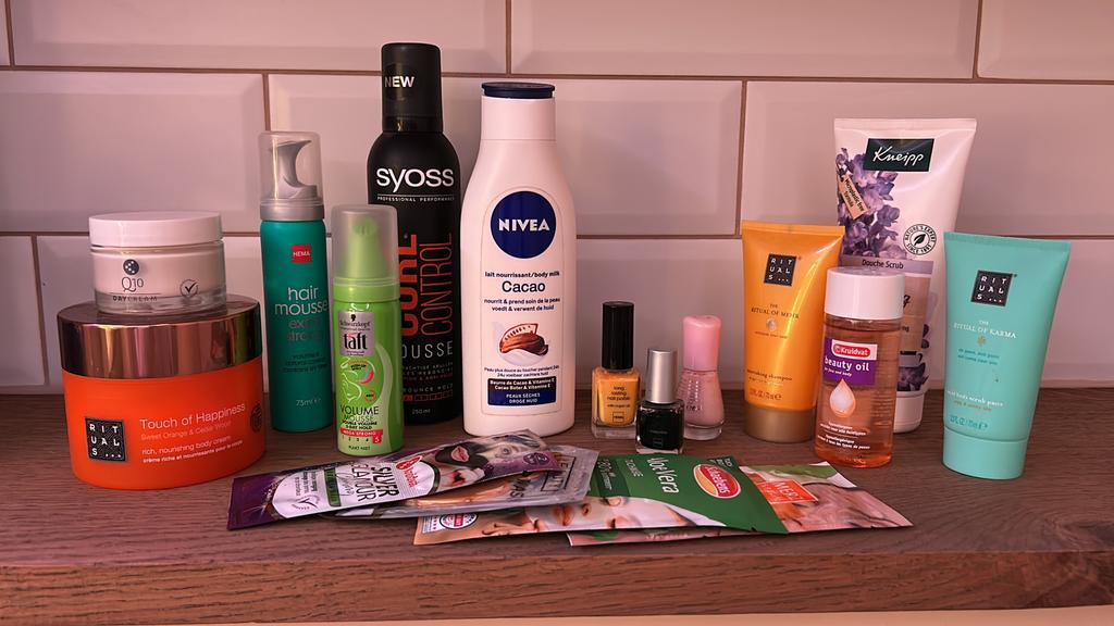 Diverse verzorgingsproducten oa Rituals, Nivea, Kneipp, Ophalen, Gebruikt, Bad & Douche