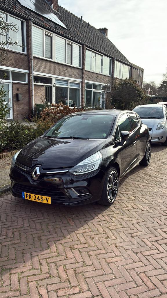 Renault Clio TCe 120pk 2017 Zwart, Auto's, Renault, Particulier, Clio, ABS, Achteruitrijcamera, Adaptieve lichten, Adaptive Cruise Control