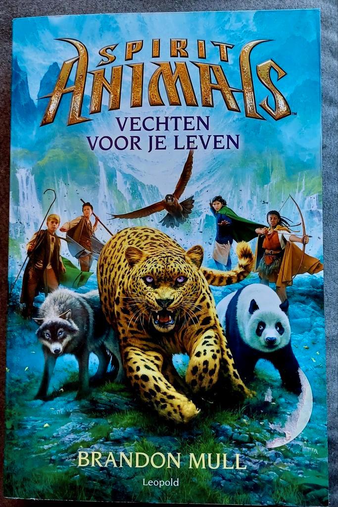Spirit Animals: Vechten voor je Leven - Brandon Mull., Boeken, Fantasy, Ophalen of Verzenden