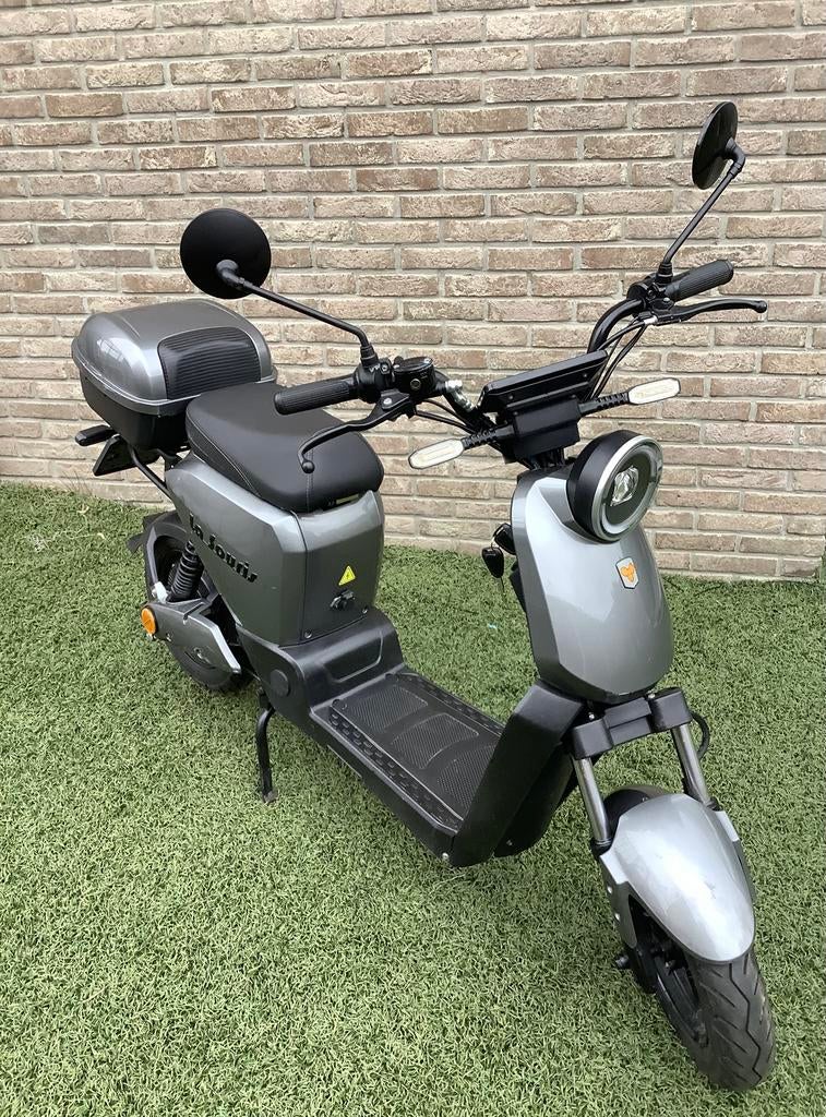E-scootertje La Souris E-ID K1 met een Bosch motor……650€, Ophalen, Zo goed als nieuw, Elektrisch