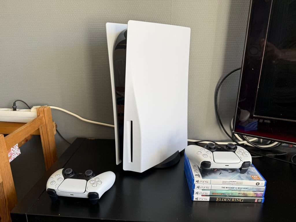 Playstation 5 - Disk Edition met 2 controlers en Games, Spelcomputers en Games, Ophalen, Zo goed als nieuw, Playstation 5