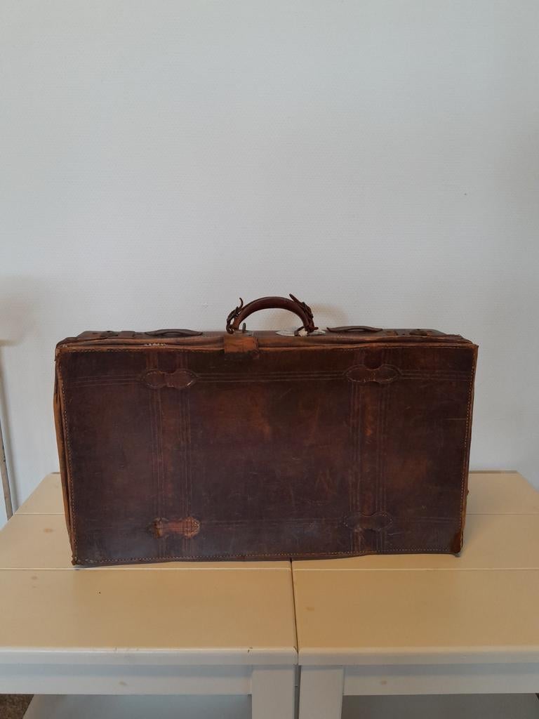 Antieke Koffer leer leder, Antiek en Kunst, Curiosa en Brocante, Ophalen of Verzenden