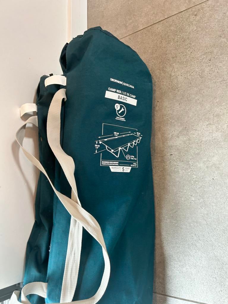2 Kampeerbedden Decathlon Quechua Basic, Ophalen of Verzenden, Gebruikt