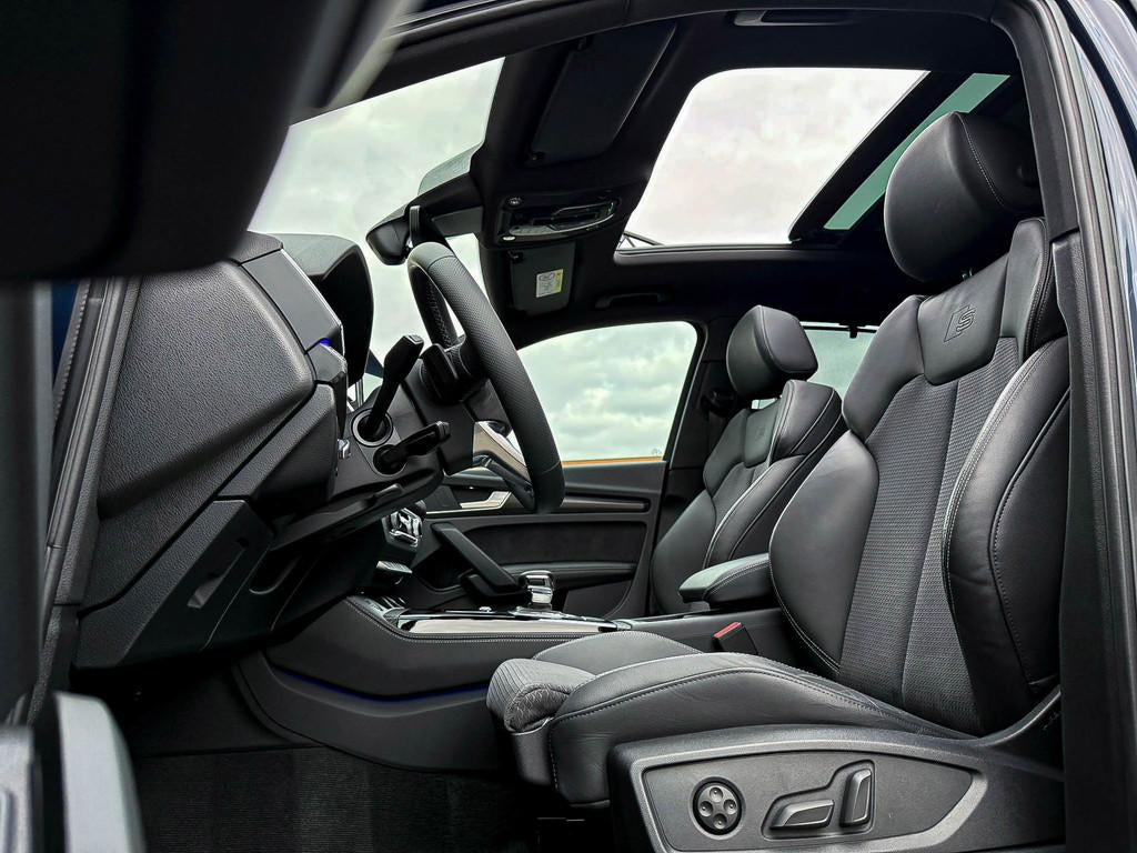 Audi Q5 50TFSI e 299PK Quattro Competition S Edition S-Line, Automaat, Gebruikt, 4 cilinders, Blauw