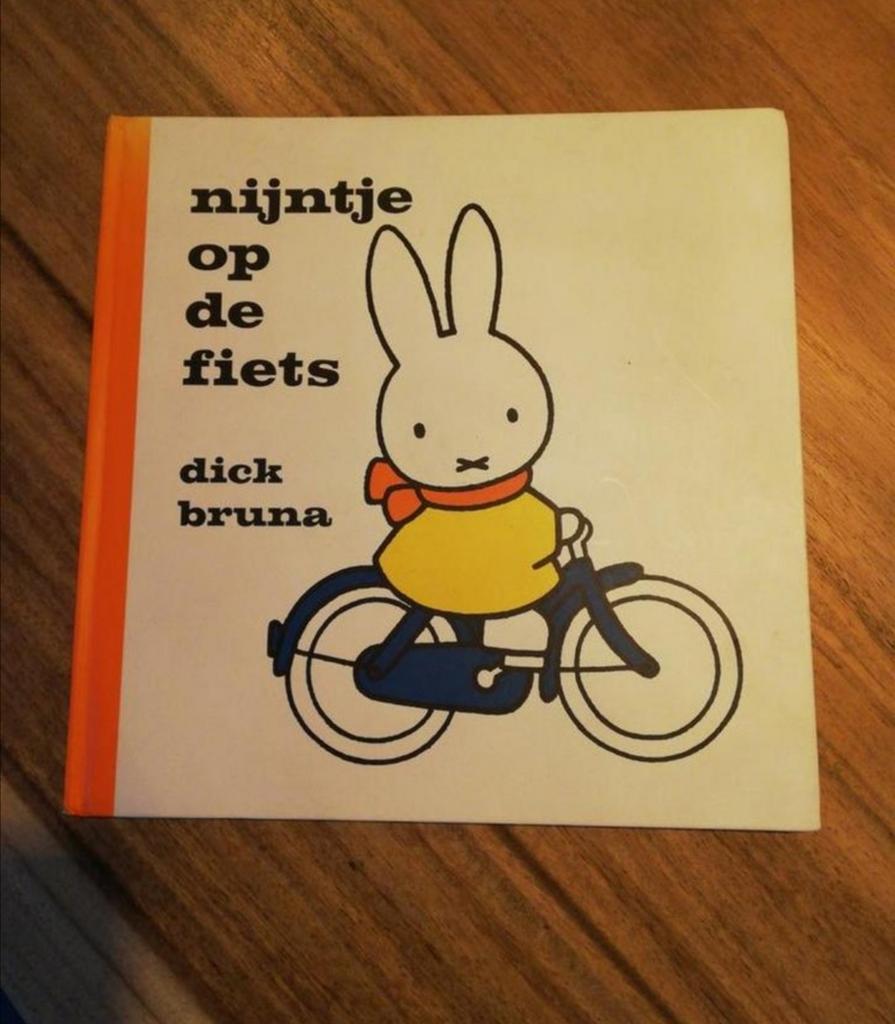 Dick Bruna - Nijntje op de fiets (Xl editie), Ophalen of Verzenden, Zo goed als nieuw, 2 tot 3 jaar