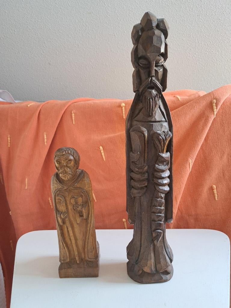 Twee houten beelden, Jesus en Petrus, Ophalen