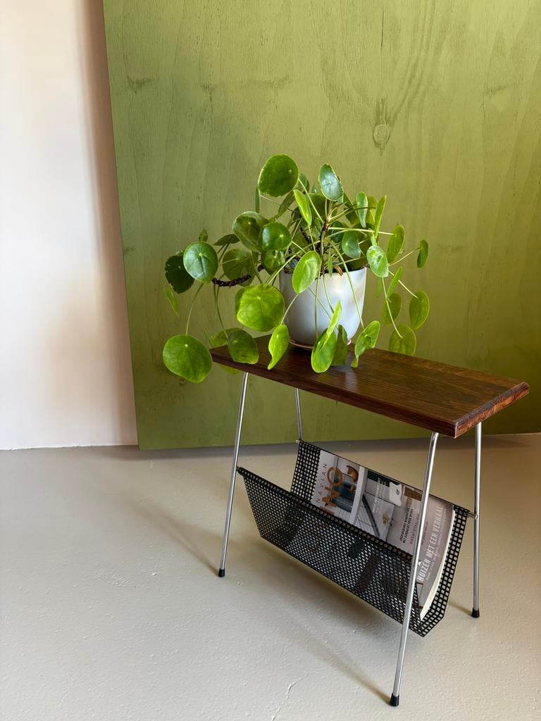 Pilastro lectuurbak krantenbak design Tjerk Reijenga, Verzenden, Zo goed als nieuw, Pilastro, X