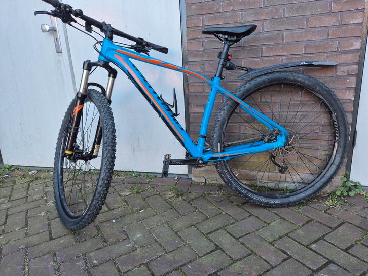 Specialized Rockhopper Comp Mountainbike - Blauw/Oranje, Fietsen en Brommers, Fietsen | Mountainbikes en ATB, Gebruikt, Heren
