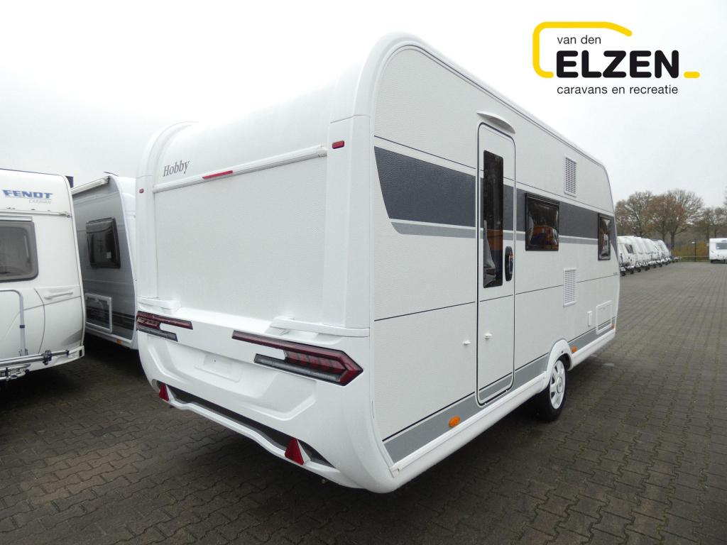 Hobby De Luxe 490 KMF Model 2026, incl. opties, Dwarsbed, Hobby, Bedrijf, Treinzit