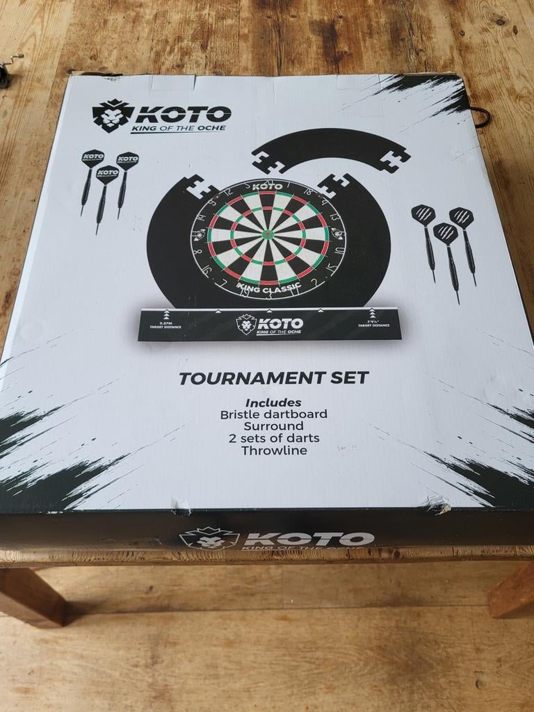 Koto King of the Oche Dartset - Compleet Toernooiset, Ophalen of Verzenden, Nieuw, Dartbord met pijlen