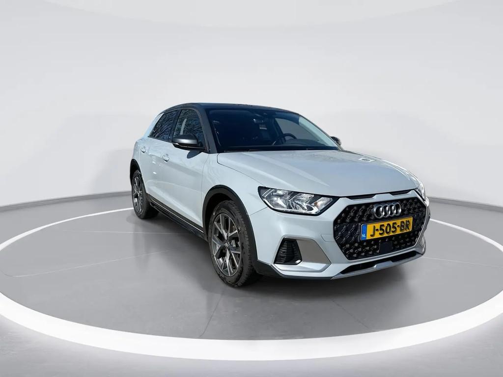 Audi A1 citycarver 25 TFSI 95pk Epic € 20.880,00, Auto's, Audi, Stof, 95 pk, 49 €/maand, Origineel Nederlands