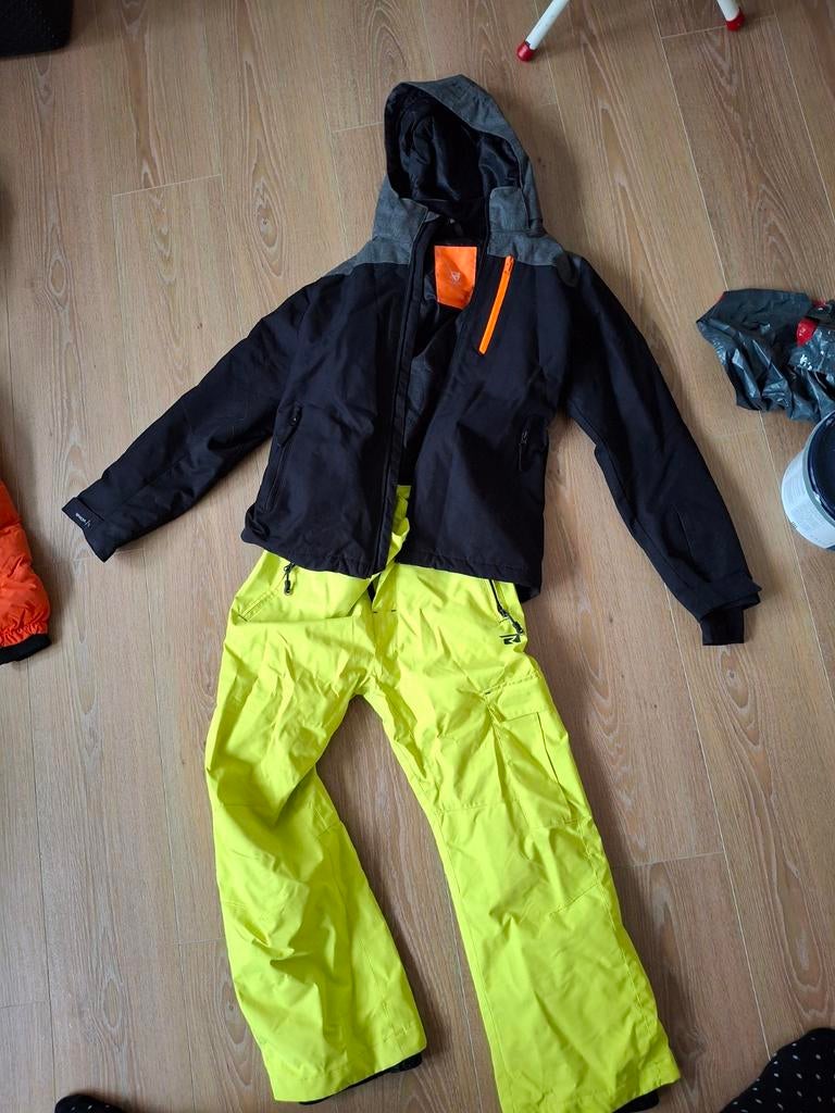 Wintersportkleding jas brunotti Broek rehall mt 152, Ophalen of Verzenden, Meisje, Broek
