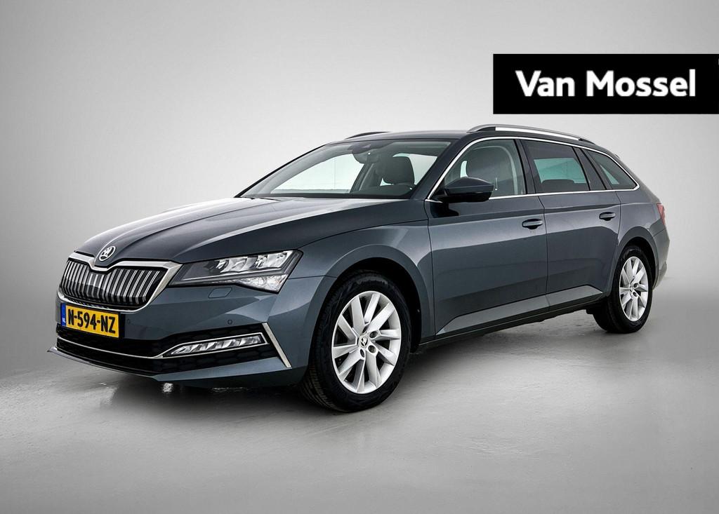 Skoda Superb Combi 1.4 TSI iV Business Edition Plus 217 PK |, Auto's, Skoda, 12 maanden, Gebruikt, 4 cilinders, Hybride Elektrisch/Benzine