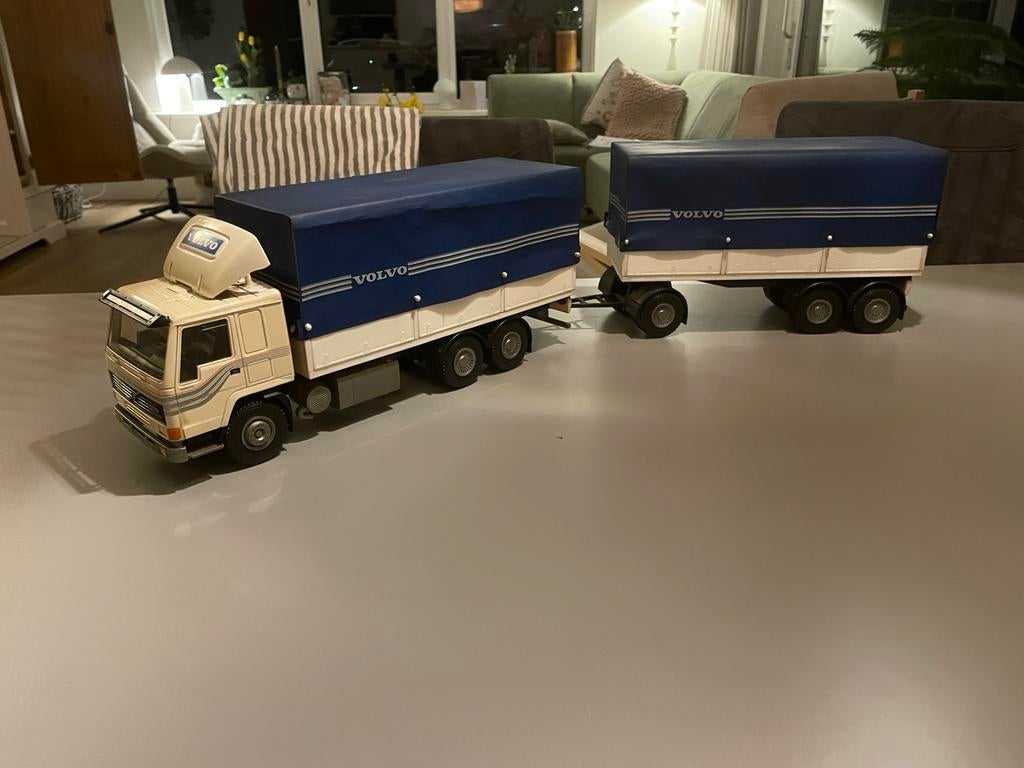 Emek Volvo FL10 combi slaapcabine, Ophalen of Verzenden, Zo goed als nieuw, Bus of Vrachtwagen, Overige merken