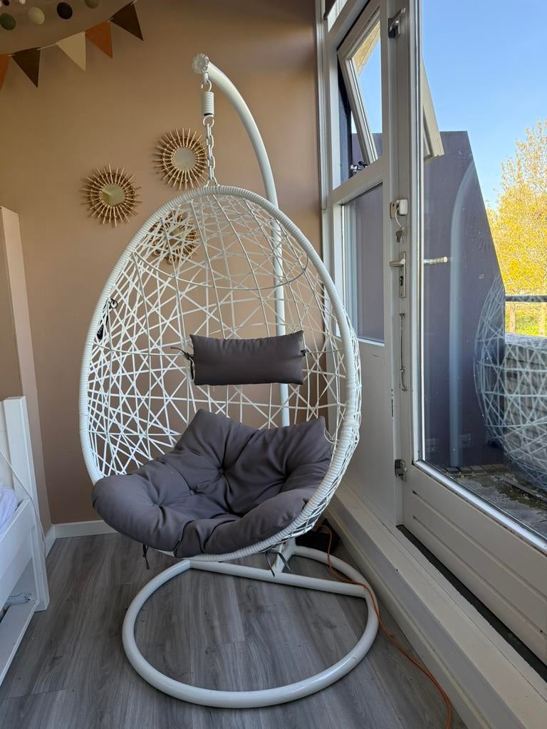 Ei stoel wit, Ophalen, Gebruikt, Kunststof