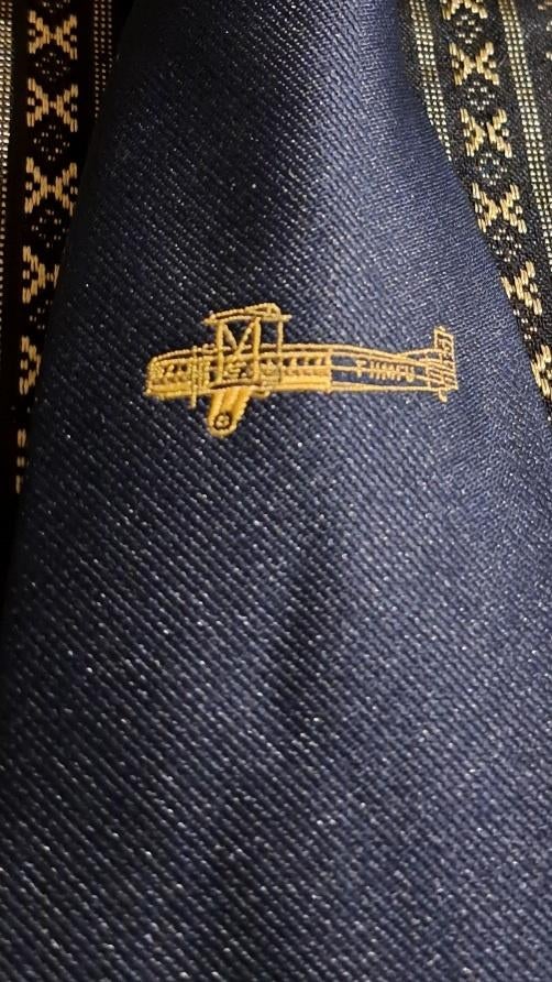 Fokker vliegtuig stropdas model F, Verzamelen, Luchtvaart en Vliegtuigspotten, Ophalen of Verzenden, Nieuw, Overige typen
