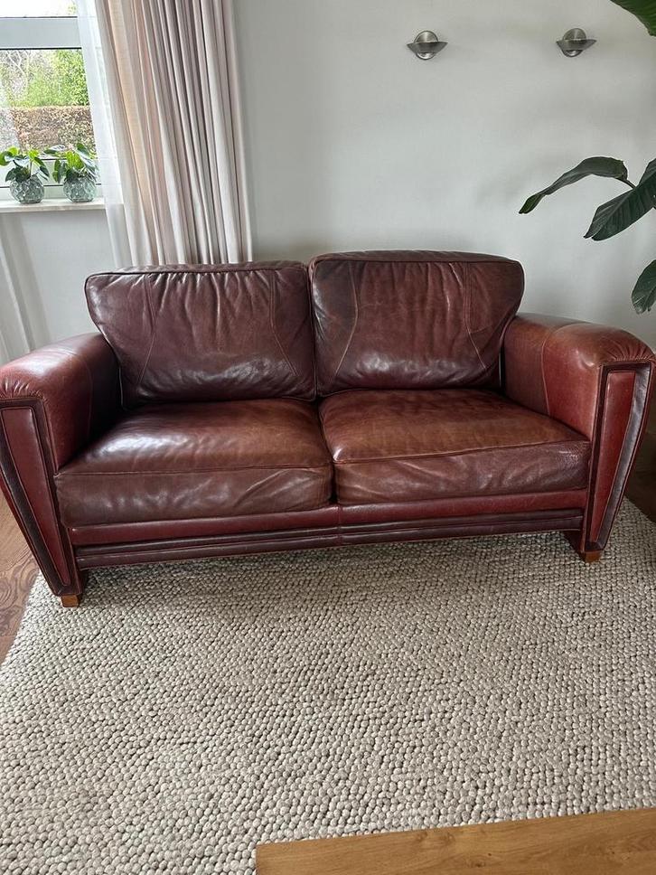 Mol en Geurts Leren Bank - Kasteel bank Stijl, Huis en Inrichting, Banken | Bankstellen, Gebruikt, Rechte bank, Tweepersoons, 200 tot 250 cm