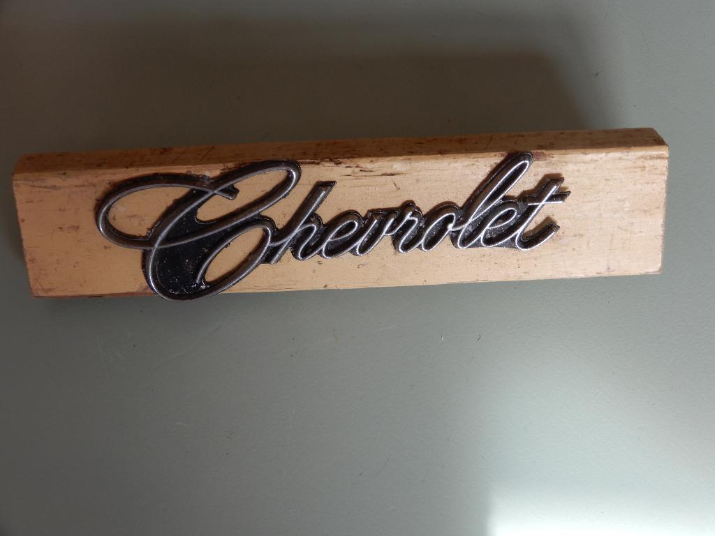 Vintage Chevrolet embleem, Ophalen of Verzenden, Gebruikt, Chevrolet