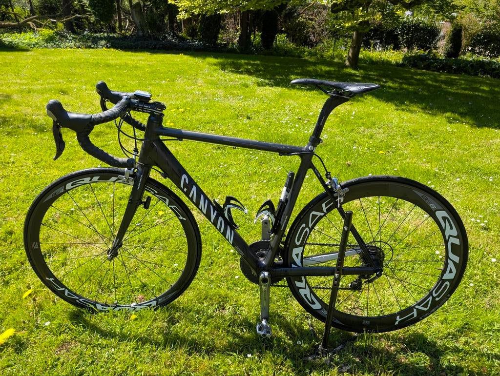 Canyon Carbon Racefiets - Lichtgewicht en Snel, 28 inch, Gebruikt, Carbon, Meer dan 20 versnellingen