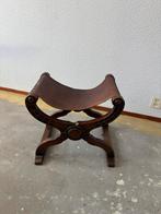 Altaar stoel, Ophalen