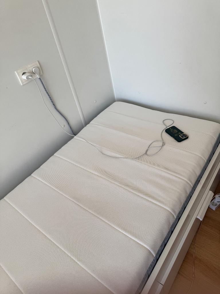 Ikea brimnes bed + lattenbodem + matras, Ophalen, 90 cm, Eenpersoons, Wit
