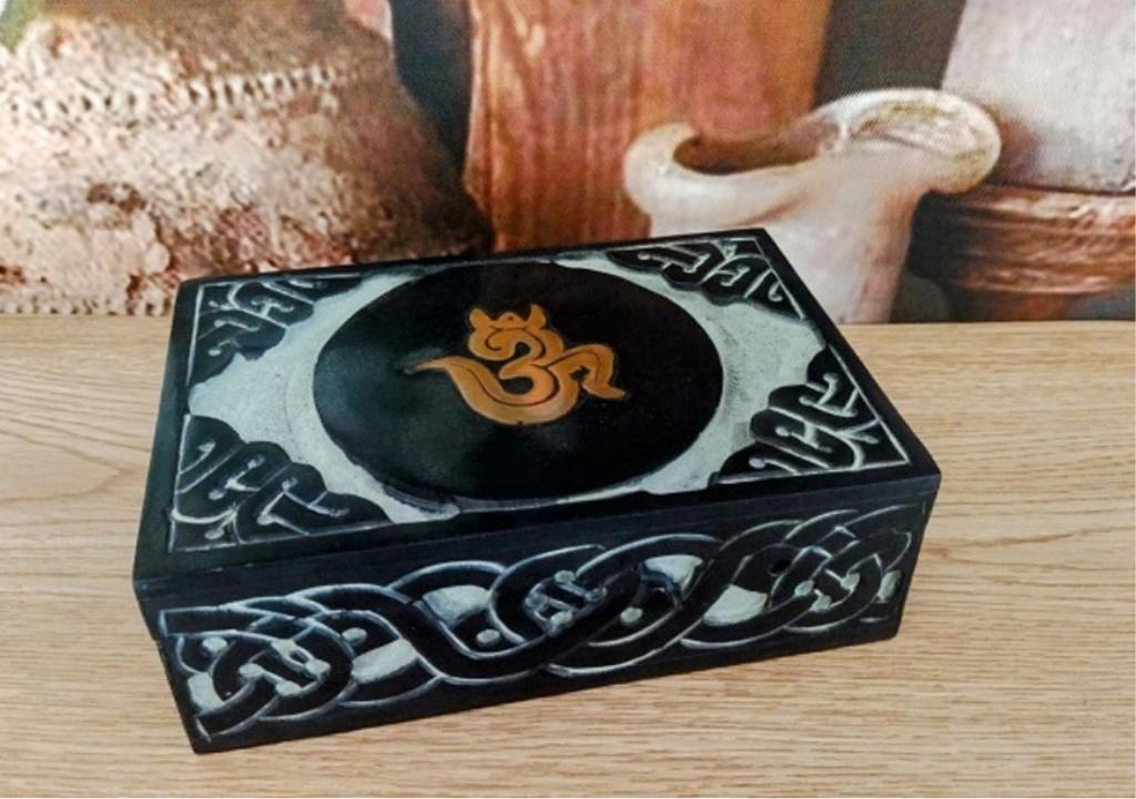 Soapstone OHM Tarot- of sieradendoosje, Ophalen of Verzenden, Nieuw, Speelkaart(en)