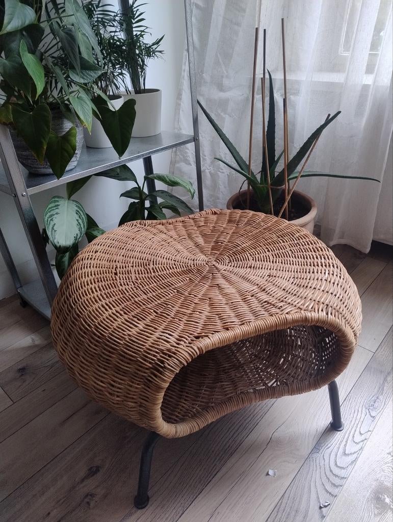 Ikea salontafel / bijzettafel van rotan. Zeer goede staat, Minder dan 55 cm, Rond, Zo goed als nieuw, Ophalen