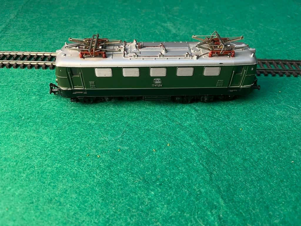 Märklin H0 3037 Elektrische Locomotief DB E41 024 / BR 141, Wisselstroom, Locomotief, Ophalen of Verzenden, Zo goed als nieuw