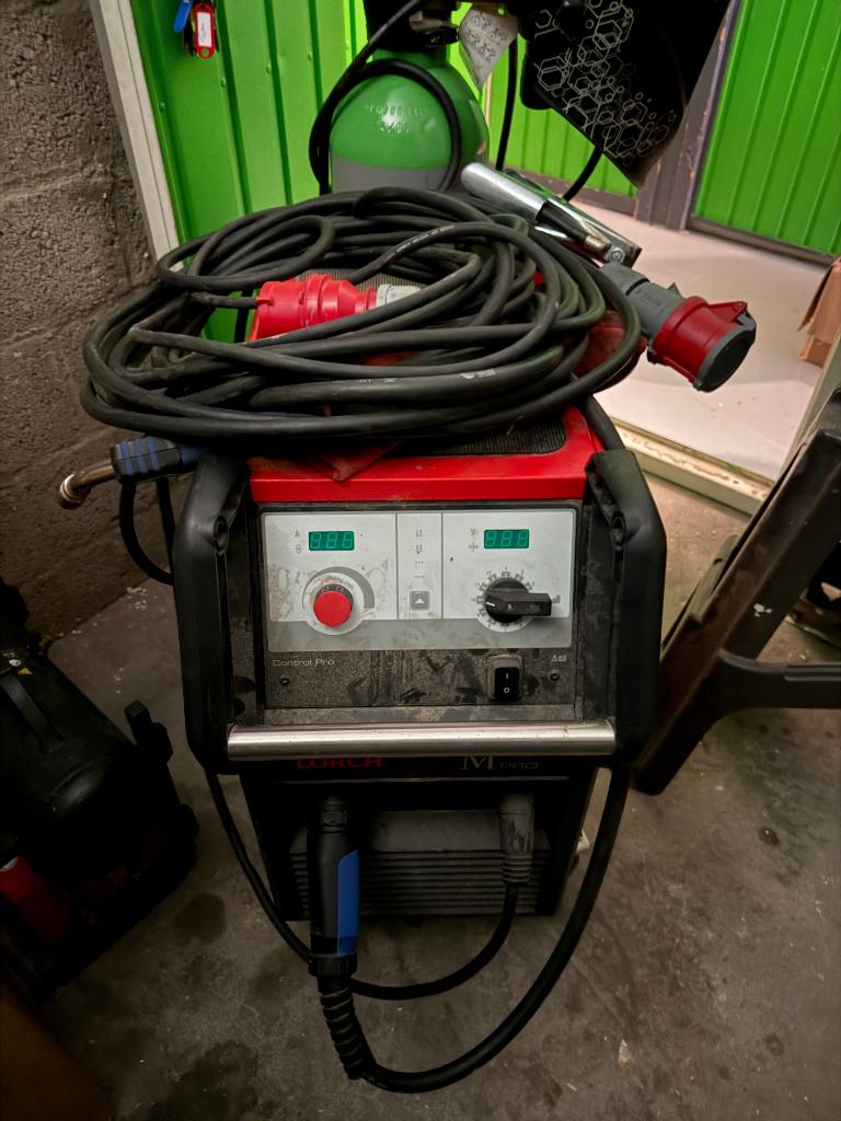 Lorch M250 PRO zo goed als nieuw en compleet., Ophalen, Zo goed als nieuw, 250 ampère of meer, Overige typen