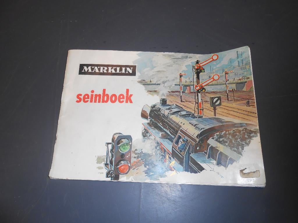 Märklin 0347 sein boek,  alles over aansluiting van seinen, Wisselstroom, Ophalen of Verzenden, Märklin, Nieuw