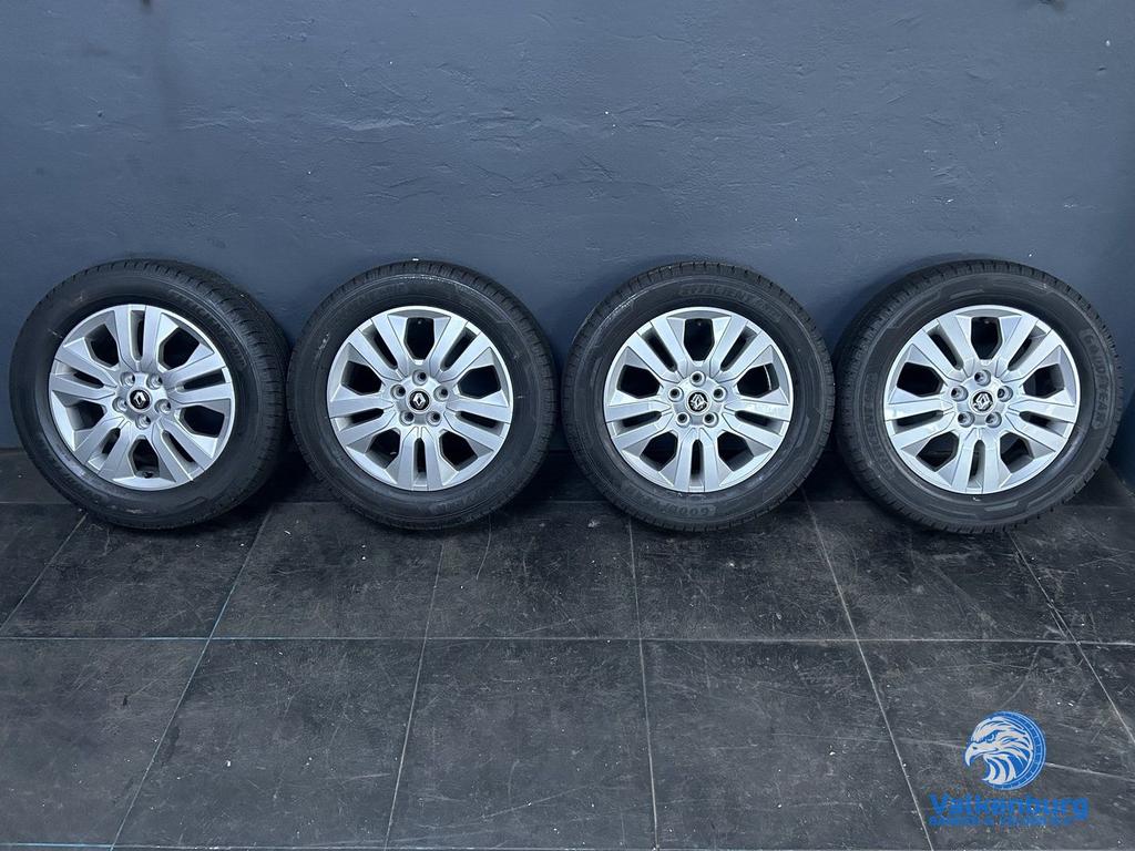 Nieuwe originele Renault Trafic Facelift 17 inch velgen 5x11, Auto-onderdelen, Banden en Velgen, -, -, Banden en Velgen, Nieuw