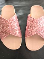 Fitflop Lulu slides nieuwstaat maat 38 - Nude / Roze glitter, Kleding | Dames, Schoenen, Ophalen of Verzenden, Zo goed als nieuw