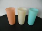 3 retro Tupperware bekers inclusief 4 deksels, Ophalen of Verzenden, Beker of Kan