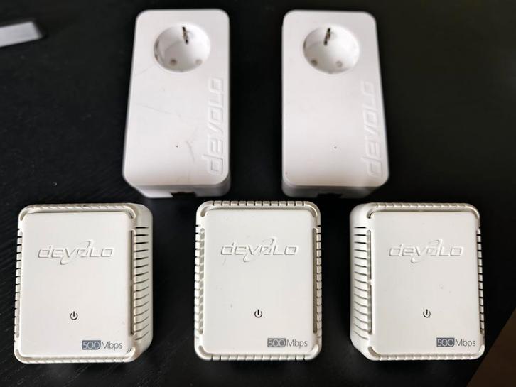 Set: 2x devolo 1200+ en 3x devolo 500 Mbps Powerline, Computers en Software, Routers en Modems, Gebruikt, Ophalen of Verzenden