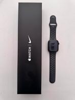 Apple Watch Nike SE 44mm Space Gray / Zo Goed Als Nieuw, Zwart, IOS, Ophalen of Verzenden, Zo goed als nieuw