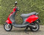 Piaggio zip 70cc 2 takt brom, Fietsen en Brommers, Scooters | Piaggio, Ophalen, Tweetakt, Maximaal 45 km/u, Zo goed als nieuw