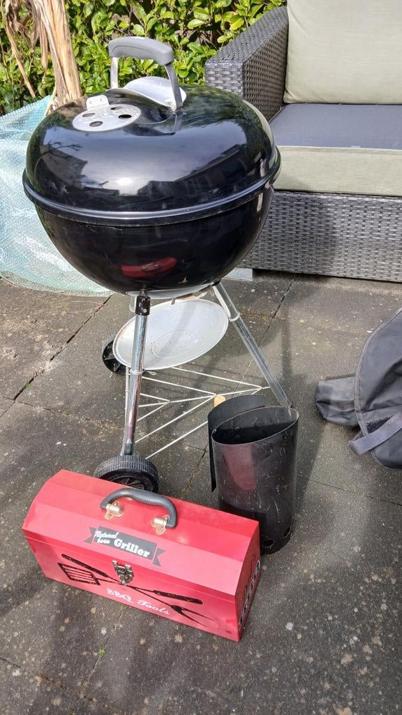 Weber BBQ met hoes en bijbehorende artikelen, Ophalen
