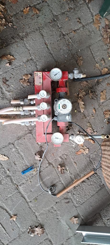 Verdeler verwarming, Ophalen, 30 tot 80 cm, Gebruikt, Overige typen