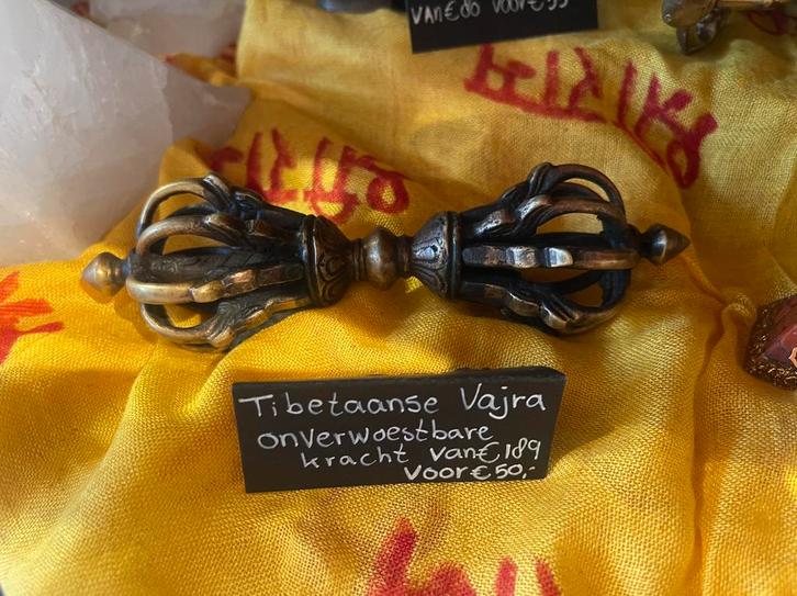 Tibetaanse vajra, Antiek en Kunst, Antiek | Religie, Ophalen of Verzenden