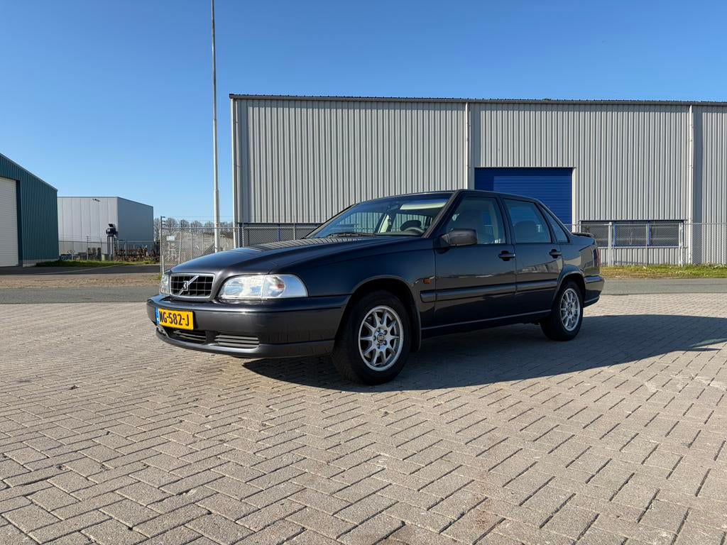 Volvo S70 2.0 126PK 1997 Grijs, Voorwielaandrijving, Beige, 1984 cc, Leder en Stof