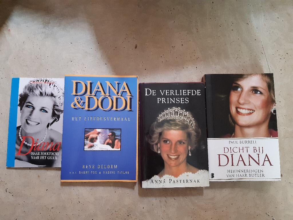 Diana boeken en tijdschrift, Ophalen of Verzenden, Gebruikt, Tijdschrift of Boek