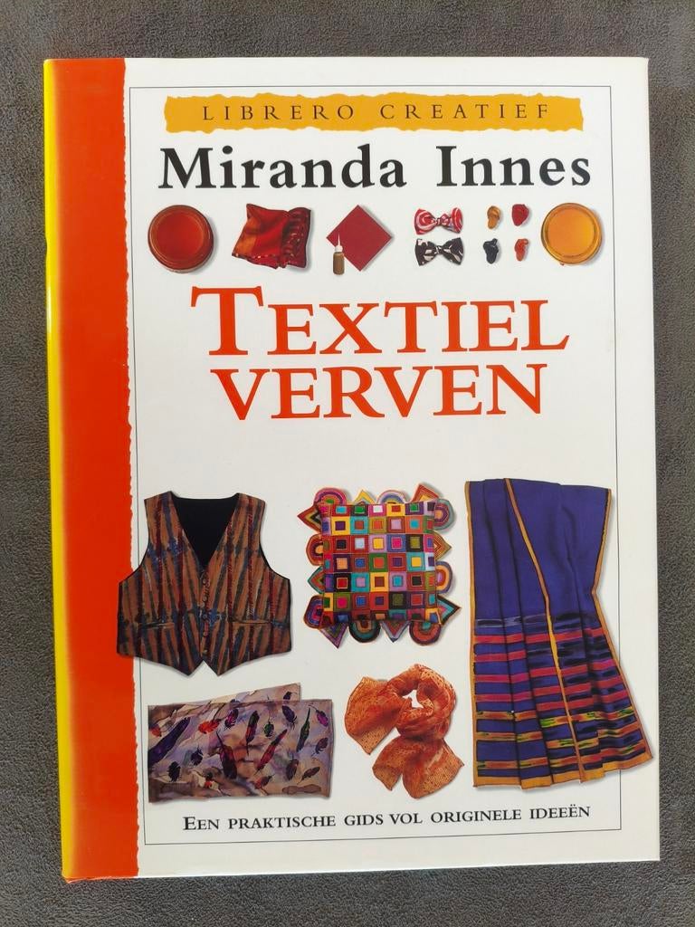 M. Innes - Textiel verven, Ophalen of Verzenden, Zo goed als nieuw, Overige onderwerpen, M. Innes