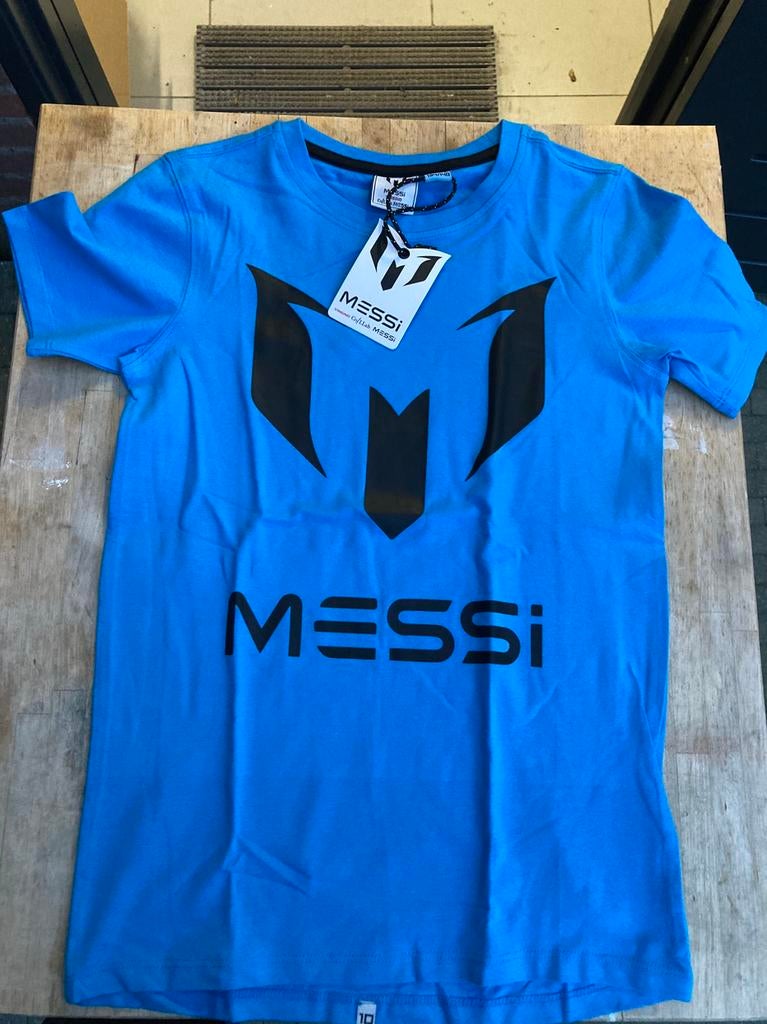 Vingino Messi shirt maat 134, Kinderen en Baby's, Kinderkleding | Maat 134, Ophalen of Verzenden, Zo goed als nieuw, Jongen, Shirt of Longsleeve