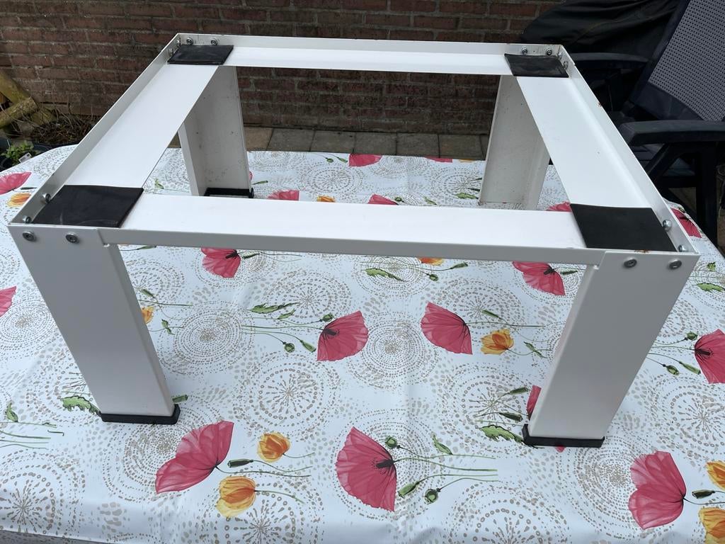 Gebruikte wasmachine verhoger met lichte roestschade, Ophalen, Gebruikt