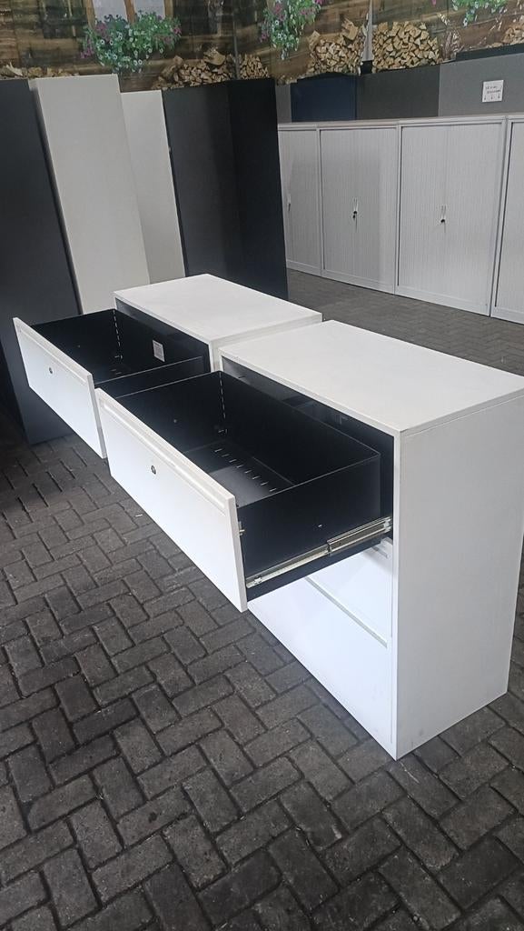 Degelijke metalen gereedschapladen kasten, R, 100 tot 150 cm, Zo goed als nieuw, 3 of 4 laden