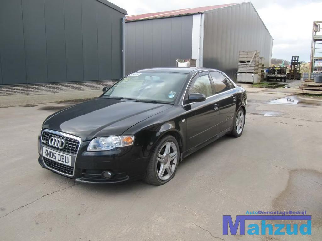 AUDI A4 B7 COMPLEET GRIJS LEER LEDER INTERIEUR, Gebruikt, AUDI AG, Auto-Union-Strasse 1
85045  Ingolstadt, DE, Kundenbetreuung@audi.de