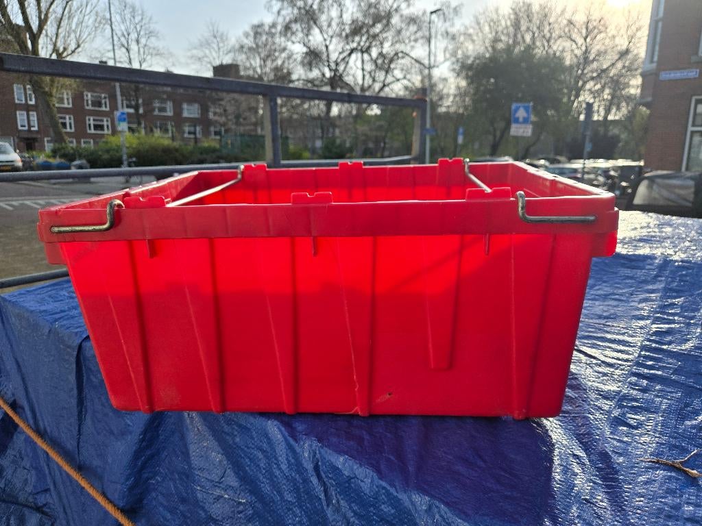 Plastic opslag krat, Ophalen, Gebruikt, 50 tot 75 cm, 50 cm of meer