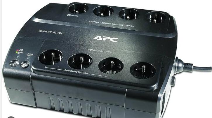 UPS APC ES 700, Computers en Software, Noodvoedingen (UPS), Gebruikt, Ophalen of Verzenden